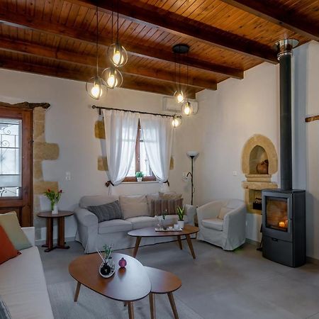 Alia Stone Villa-Ideal For Families-Heated Pool Nohia Экстерьер фото